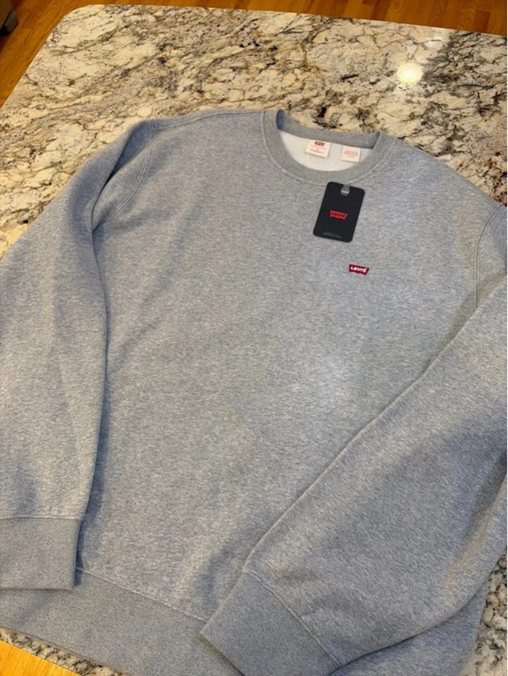 Levi’s Men’s Housemark Sweatshirt Standard Fit XL Pullover Logo Batwing Red Gray